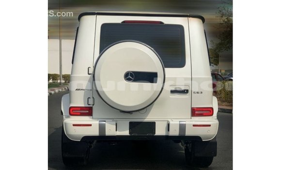 Buy Import Mercedes-Benz 190 White Car in Import - Dubai in Bumthang Buy Import Mercedes-Benz 190 White Car in Import - Dubai in Bumthang