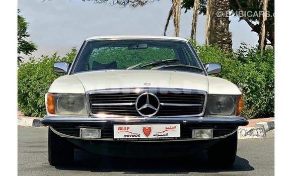 Buy Import Mercedes-Benz 190 White Car in Import - Dubai in Bumthang Buy Import Mercedes-Benz 190 White Car in Import - Dubai in Bumthang