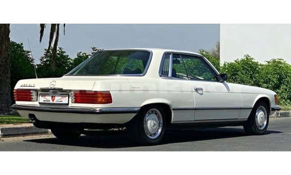 Buy Import Mercedes-Benz 190 White Car in Import - Dubai in Bumthang Buy Import Mercedes-Benz 190 White Car in Import - Dubai in Bumthang