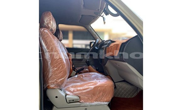 Buy Import Nissan Patrol Beige Car in Import - Dubai in Bumthang Buy Import Nissan Patrol Beige Car in Import - Dubai in Bumthang