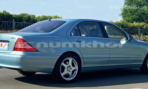 Buy Import Mercedes-Benz 200 Blue Car in Import - Dubai in Bumthang Buy Import Mercedes-Benz 200 Blue Car in Import - Dubai in Bumthang