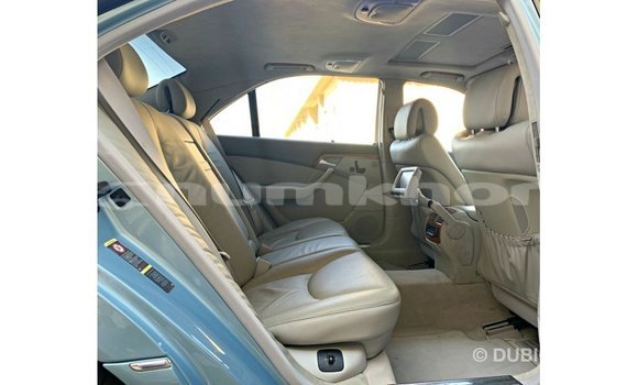 Buy Import Mercedes-Benz 200 Blue Car in Import - Dubai in Bumthang Buy Import Mercedes-Benz 200 Blue Car in Import - Dubai in Bumthang