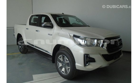 Buy Import Toyota Hilux White Car in Import - Dubai in Bumthang Buy Import Toyota Hilux White Car in Import - Dubai in Bumthang