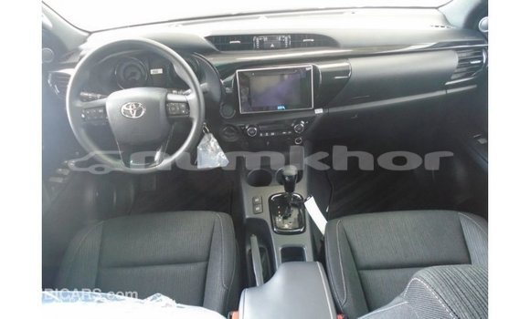 Buy Import Toyota Hilux White Car in Import - Dubai in Bumthang Buy Import Toyota Hilux White Car in Import - Dubai in Bumthang