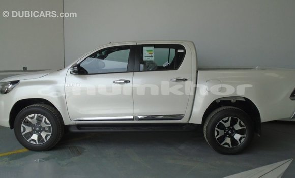 Buy Import Toyota Hilux White Car in Import - Dubai in Bumthang Buy Import Toyota Hilux White Car in Import - Dubai in Bumthang