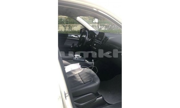 Buy Import Mercedes-Benz GLE White Car in Import - Dubai in Bumthang Buy Import Mercedes-Benz GLE White Car in Import - Dubai in Bumthang