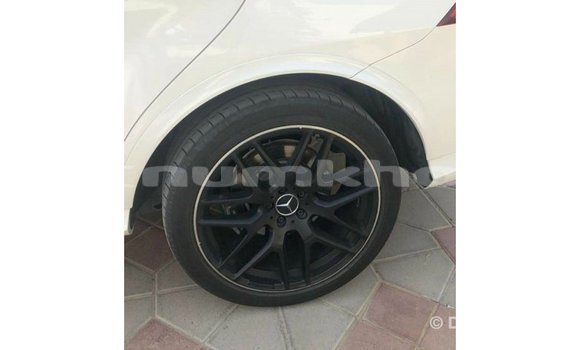 Buy Import Mercedes-Benz GLE White Car in Import - Dubai in Bumthang Buy Import Mercedes-Benz GLE White Car in Import - Dubai in Bumthang
