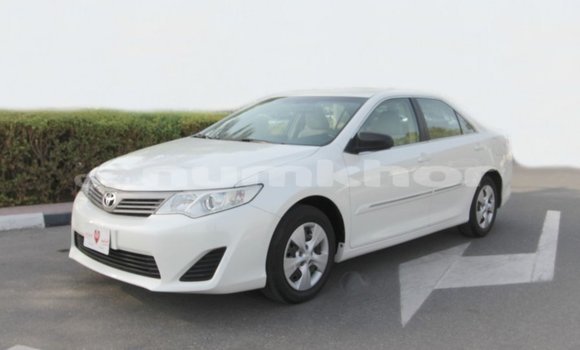 Buy Import Toyota Camry White Car in Import - Dubai in Bumthang Buy Import Toyota Camry White Car in Import - Dubai in Bumthang