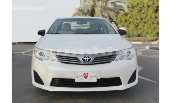 Buy Import Toyota Camry White Car in Import - Dubai in Bumthang Buy Import Toyota Camry White Car in Import - Dubai in Bumthang