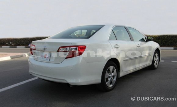 Buy Import Toyota Camry White Car in Import - Dubai in Bumthang Buy Import Toyota Camry White Car in Import - Dubai in Bumthang