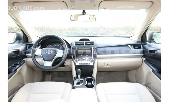 Buy Import Toyota Camry White Car in Import - Dubai in Bumthang Buy Import Toyota Camry White Car in Import - Dubai in Bumthang