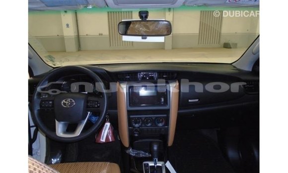 Buy Import Toyota Fortuner White Car in Import - Dubai in Bumthang Buy Import Toyota Fortuner White Car in Import - Dubai in Bumthang