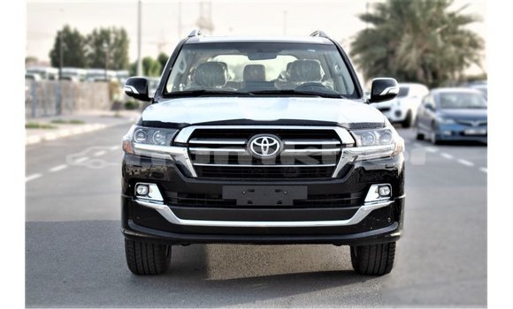 Buy Import Toyota Land Cruiser Black Car in Import - Dubai in Bumthang Buy Import Toyota Land Cruiser Black Car in Import - Dubai in Bumthang