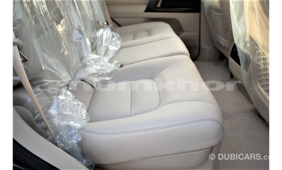 Buy Import Toyota Land Cruiser Black Car in Import - Dubai in Bumthang Buy Import Toyota Land Cruiser Black Car in Import - Dubai in Bumthang