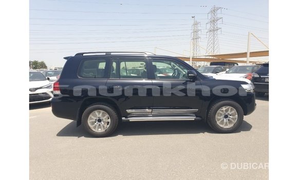 Buy Import Toyota Land Cruiser Black Car in Import - Dubai in Bumthang Buy Import Toyota Land Cruiser Black Car in Import - Dubai in Bumthang