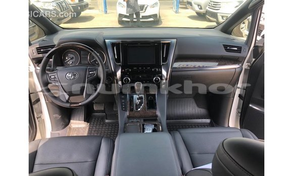 Buy Import Toyota Alphard White Car in Import - Dubai in Bumthang Buy Import Toyota Alphard White Car in Import - Dubai in Bumthang