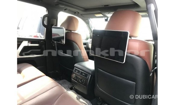 Buy Import Toyota Land Cruiser Black Car in Import - Dubai in Bumthang Buy Import Toyota Land Cruiser Black Car in Import - Dubai in Bumthang