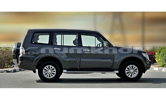 Buy Import Mitsubishi Pajero Other Car in Import - Dubai in Bumthang Buy Import Mitsubishi Pajero Other Car in Import - Dubai in Bumthang