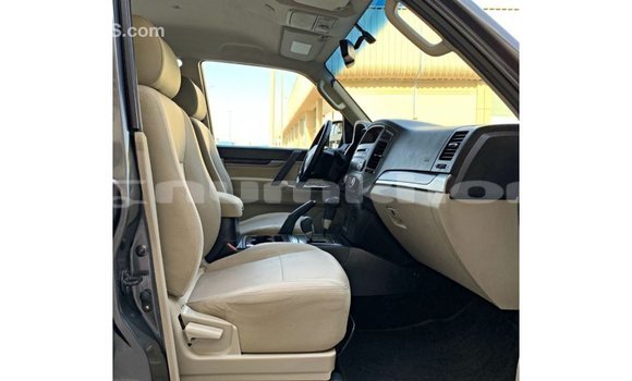 Buy Import Mitsubishi Pajero Other Car in Import - Dubai in Bumthang Buy Import Mitsubishi Pajero Other Car in Import - Dubai in Bumthang