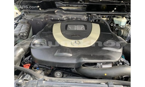 Buy Import Mercedes-Benz 190 Black Car in Import - Dubai in Bumthang Buy Import Mercedes-Benz 190 Black Car in Import - Dubai in Bumthang