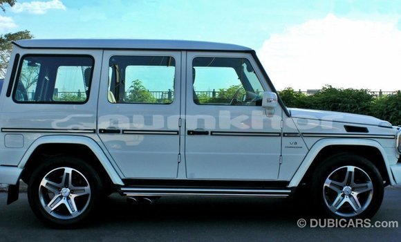 Buy Import Mercedes-Benz KOMPRESSOR White Car in Import - Dubai in Bumthang Buy Import Mercedes-Benz KOMPRESSOR White Car in Import - Dubai in Bumthang