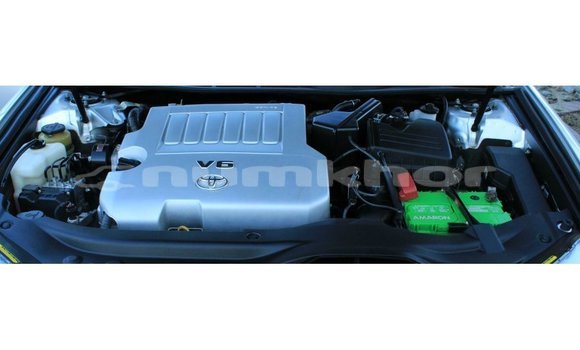 Buy Import Toyota Avalon Other Car in Import - Dubai in Bumthang Buy Import Toyota Avalon Other Car in Import - Dubai in Bumthang