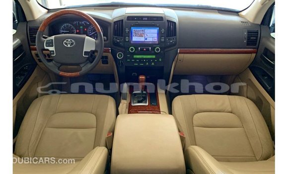 Buy Import Toyota Land Cruiser Other Car in Import - Dubai in Bumthang Buy Import Toyota Land Cruiser Other Car in Import - Dubai in Bumthang