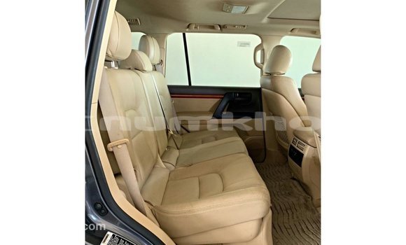 Buy Import Toyota Land Cruiser Other Car in Import - Dubai in Bumthang Buy Import Toyota Land Cruiser Other Car in Import - Dubai in Bumthang
