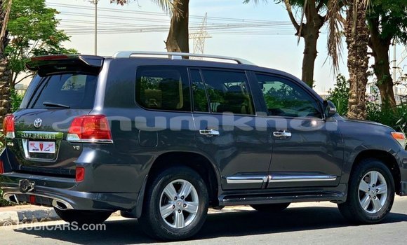 Buy Import Toyota Land Cruiser Other Car in Import - Dubai in Bumthang Buy Import Toyota Land Cruiser Other Car in Import - Dubai in Bumthang