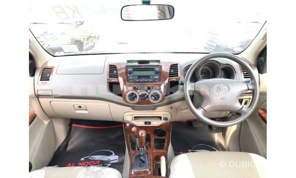 Buy Import Toyota Hilux Other Car in Import - Dubai in Bumthang Buy Import Toyota Hilux Other Car in Import - Dubai in Bumthang