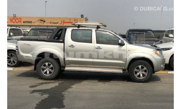 Buy Import Toyota Hilux Other Car in Import - Dubai in Bumthang Buy Import Toyota Hilux Other Car in Import - Dubai in Bumthang
