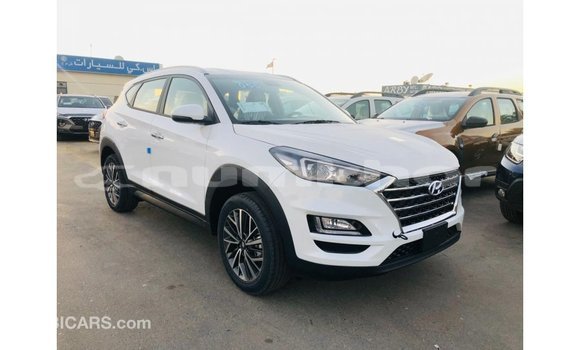 Buy Import Hyundai Tucson White Car in Import - Dubai in Bumthang Buy Import Hyundai Tucson White Car in Import - Dubai in Bumthang