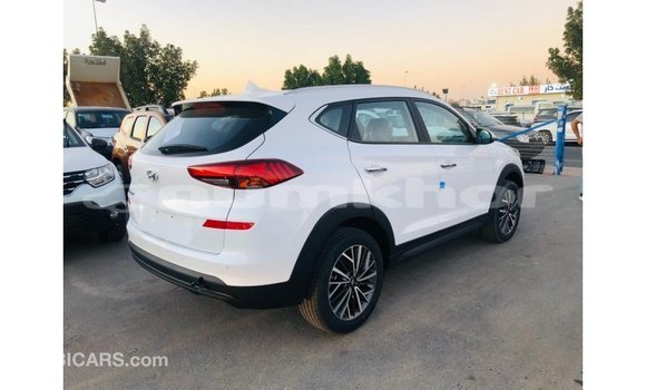 Buy Import Hyundai Tucson White Car in Import - Dubai in Bumthang Buy Import Hyundai Tucson White Car in Import - Dubai in Bumthang