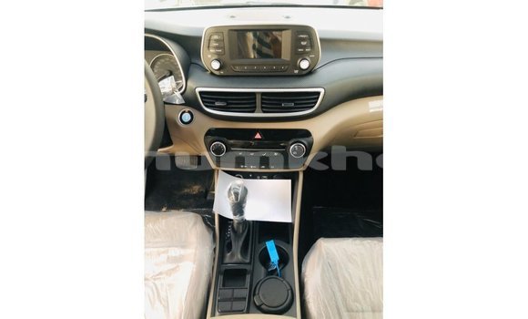 Buy Import Hyundai Tucson White Car in Import - Dubai in Bumthang Buy Import Hyundai Tucson White Car in Import - Dubai in Bumthang