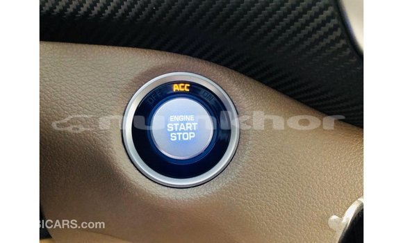 Buy Import Hyundai Tucson White Car in Import - Dubai in Bumthang Buy Import Hyundai Tucson White Car in Import - Dubai in Bumthang