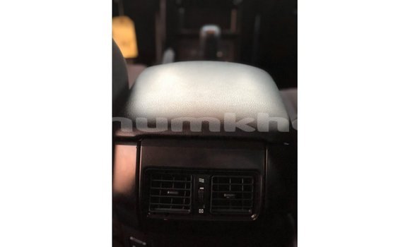 Buy Import Toyota Prado White Car in Import - Dubai in Bumthang Buy Import Toyota Prado White Car in Import - Dubai in Bumthang