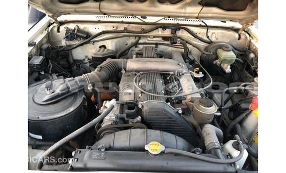 Buy Import Toyota Land Cruiser White Car in Import - Dubai in Bumthang Buy Import Toyota Land Cruiser White Car in Import - Dubai in Bumthang