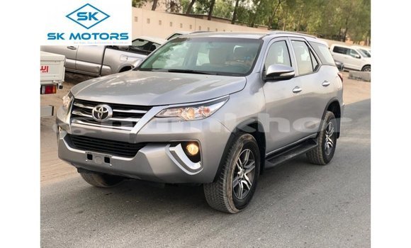Buy Import Toyota Fortuner Other Car in Import - Dubai in Bumthang Buy Import Toyota Fortuner Other Car in Import - Dubai in Bumthang