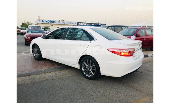 Buy Import Toyota Camry White Car in Import - Dubai in Bumthang Buy Import Toyota Camry White Car in Import - Dubai in Bumthang