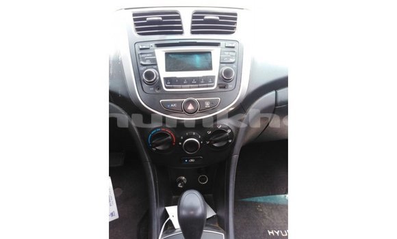 Buy Import Hyundai Accent Brown Car in Import - Dubai in Bumthang Buy Import Hyundai Accent Brown Car in Import - Dubai in Bumthang