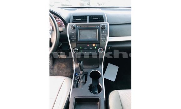 Buy Import Toyota Camry White Car in Import - Dubai in Bumthang Buy Import Toyota Camry White Car in Import - Dubai in Bumthang