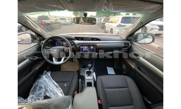 Buy Import Toyota Hilux White Car in Import - Dubai in Bumthang Buy Import Toyota Hilux White Car in Import - Dubai in Bumthang