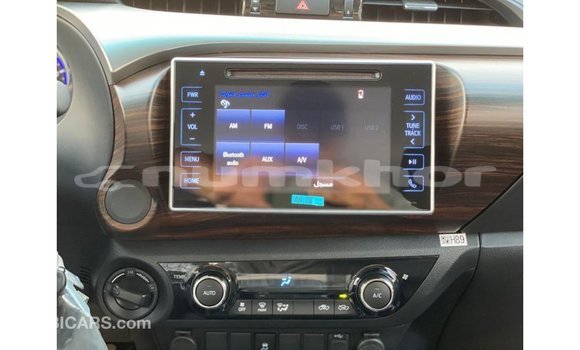 Buy Import Toyota Hilux White Car in Import - Dubai in Bumthang Buy Import Toyota Hilux White Car in Import - Dubai in Bumthang