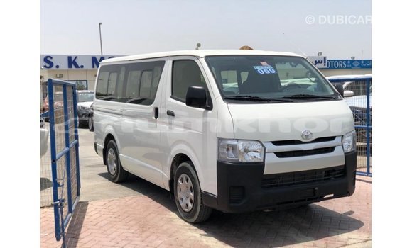 Buy Import Toyota Hiace White Car in Import - Dubai in Bumthang Buy Import Toyota Hiace White Car in Import - Dubai in Bumthang