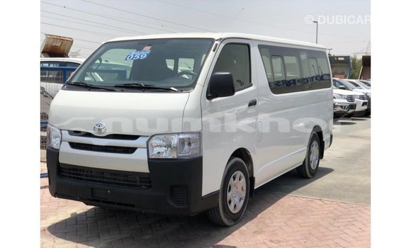 Buy Import Toyota Hiace White Car in Import - Dubai in Bumthang Buy Import Toyota Hiace White Car in Import - Dubai in Bumthang