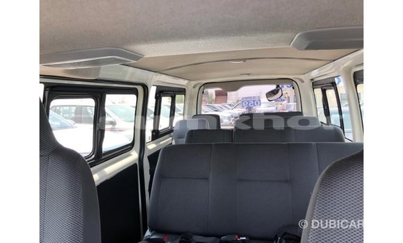 Buy Import Toyota Hiace White Car in Import - Dubai in Bumthang Buy Import Toyota Hiace White Car in Import - Dubai in Bumthang