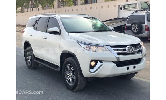 Buy Import Toyota Fortuner White Car in Import - Dubai in Bumthang Buy Import Toyota Fortuner White Car in Import - Dubai in Bumthang