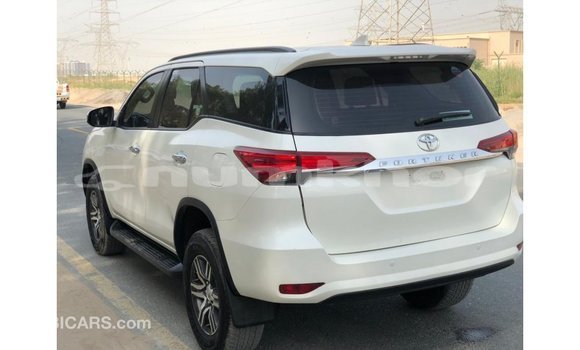 Buy Import Toyota Fortuner White Car in Import - Dubai in Bumthang Buy Import Toyota Fortuner White Car in Import - Dubai in Bumthang