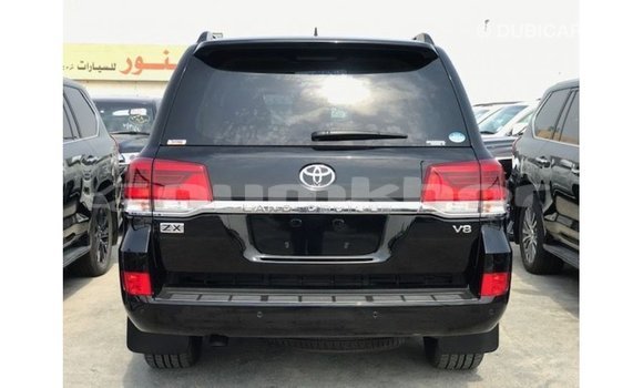 Buy Import Toyota Land Cruiser Black Car in Import - Dubai in Bumthang Buy Import Toyota Land Cruiser Black Car in Import - Dubai in Bumthang