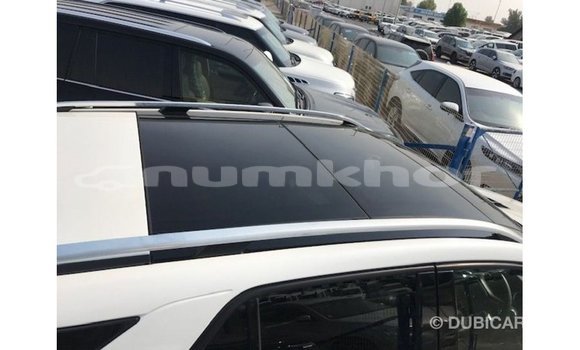 Buy Import Mercedes-Benz 190 White Car in Import - Dubai in Bumthang Buy Import Mercedes-Benz 190 White Car in Import - Dubai in Bumthang